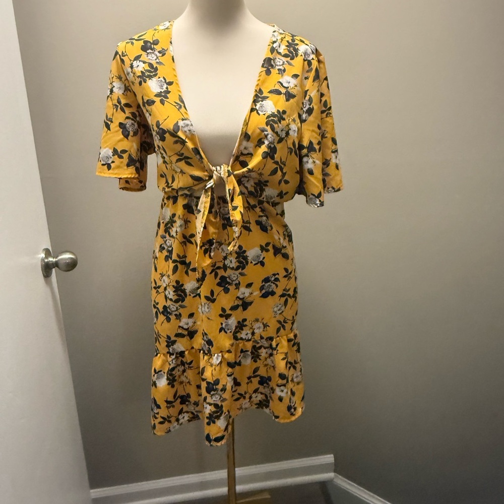 SHEIN Floral Yellow Tie-Front Dress